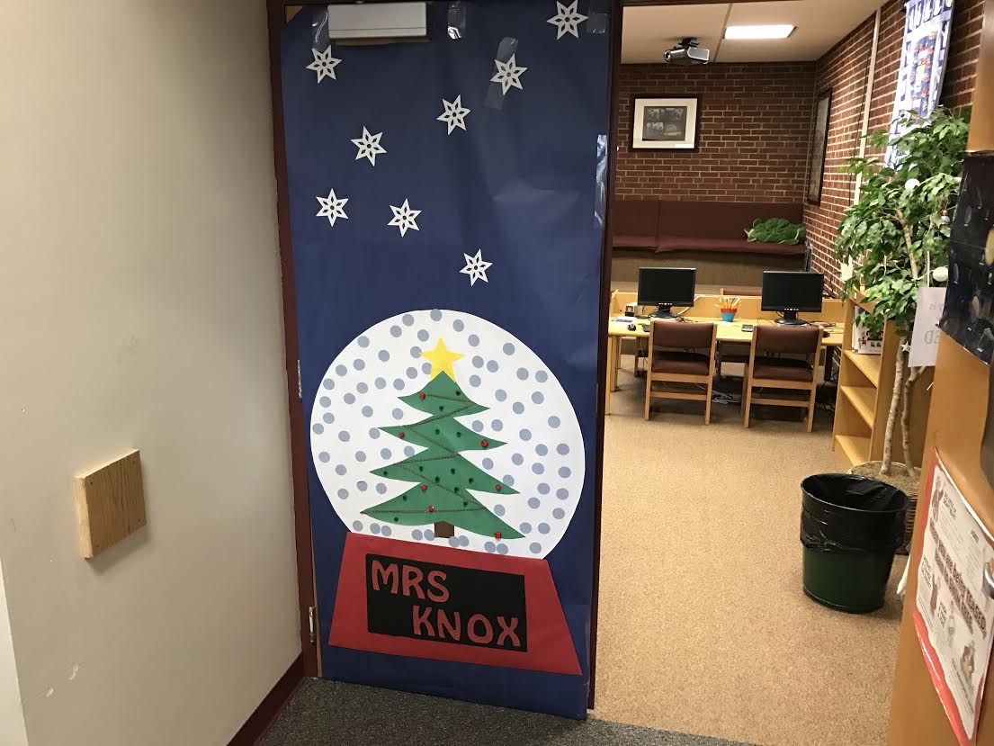 PTO Student Council Christmas Door Decorations 2